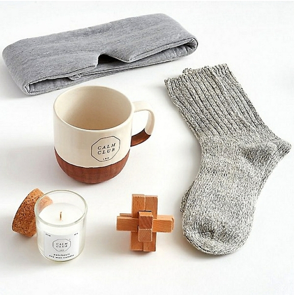 CALM CLUB BIG NIGHT IN KIT, SIZE  10" x 9.5" x 5", ORIGINALLY $70.00 - Picture 2 of 12